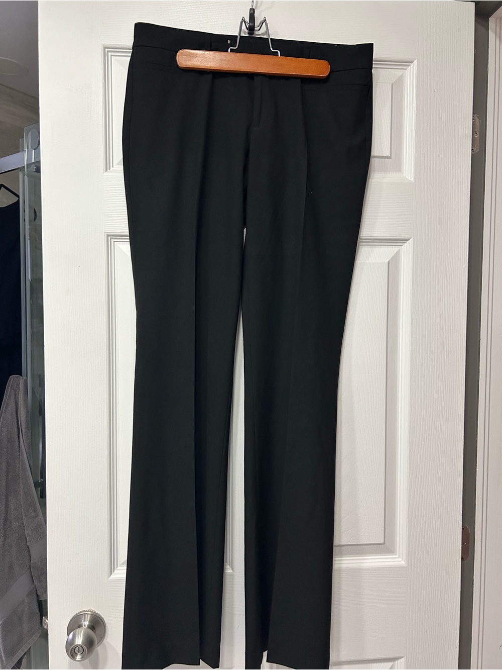 Black Dress Pants - Classic modern boot